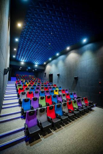 عکس پردیس سینمایی بازار شهر