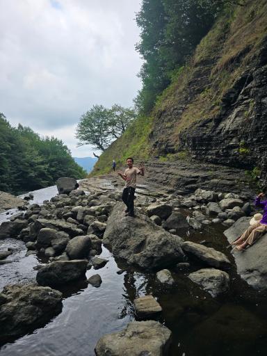 عکس آبشار لاتون