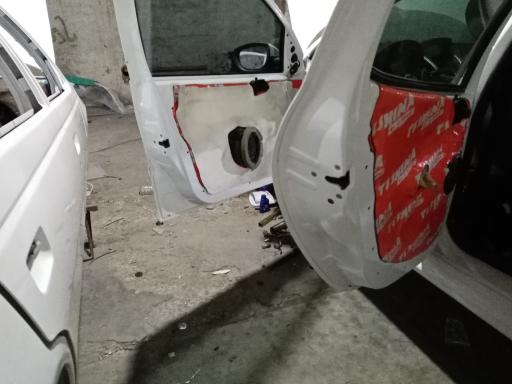 عکس کلینیک اتومبیل ایرانیان