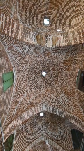 عکس بازار سرپوشیده و تاریخی اهر