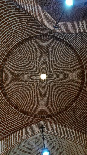 عکس بازار سرپوشیده و تاریخی اهر