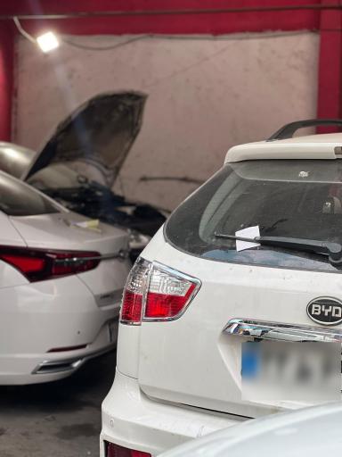 عکس تعمیرگاه موتور و گیربکس و جلوبندی صادقی و داستانی