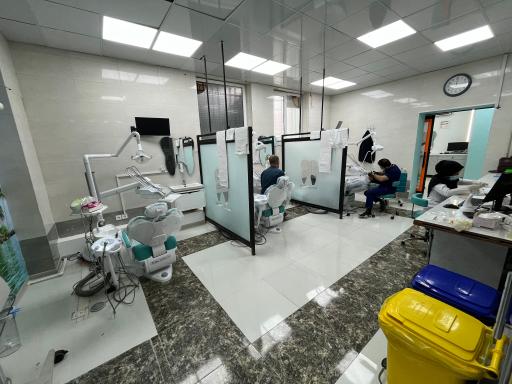 کلینیک دندانپزشکی ولایت 