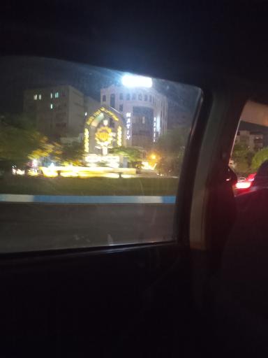 عکس میدان پلیس