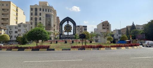 عکس میدان پلیس