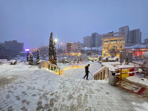 عکس آبدرمانی مدرن 9 چشمه سرعین اردبیل