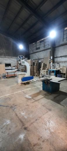 عکس کارخانه صنایع چوبی پدروپسر