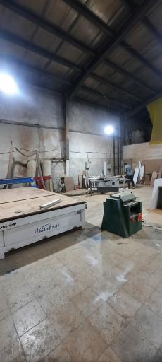 عکس کارخانه صنایع چوبی پدروپسر