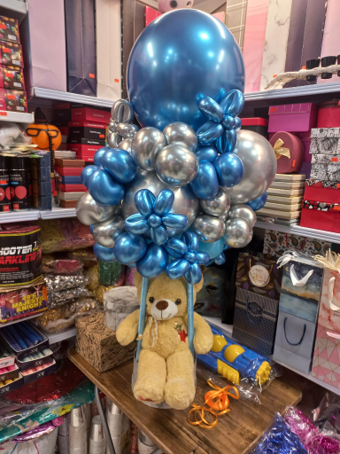 عکس تم تولد و لوازم قنادی لوتوس