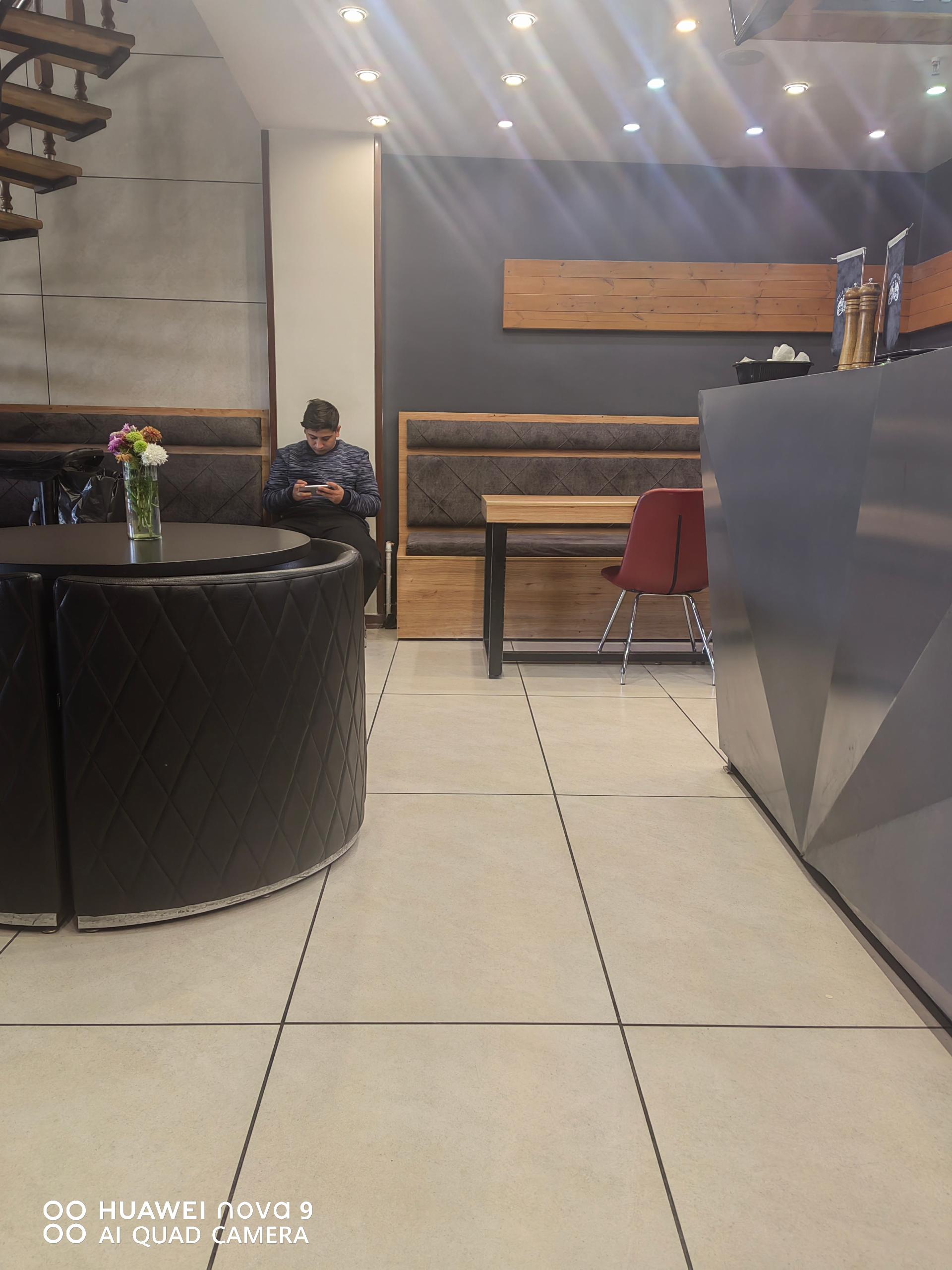 عکس فست فود فیلیا