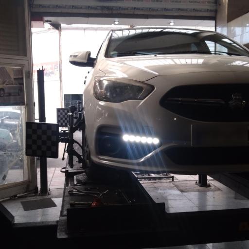 عکس مرکز تخصصی جلوبندی و میزان فرمان لیزری اتوکمک