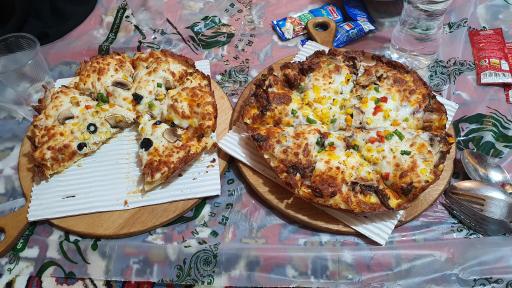 عکس باغ رستوران بزرگمهر 