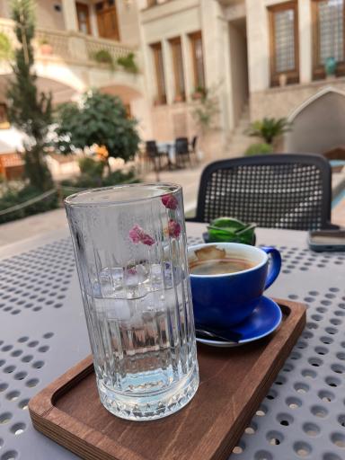 عکس عمارت محمودیه