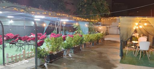 عکس کافه باغ مانیا