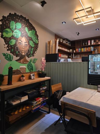 عکس کافه سبز روشن