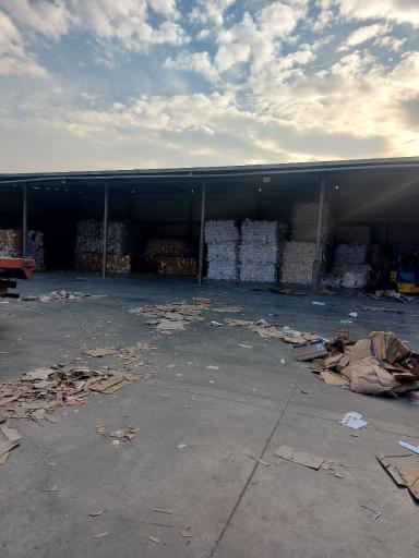 عکس انبار پرس کارتن مطلق