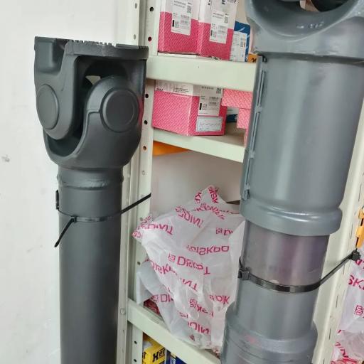 عکس فروشگاه بنز یدک کنگی