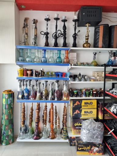 عکس صنایع دستی و قلیان مالک