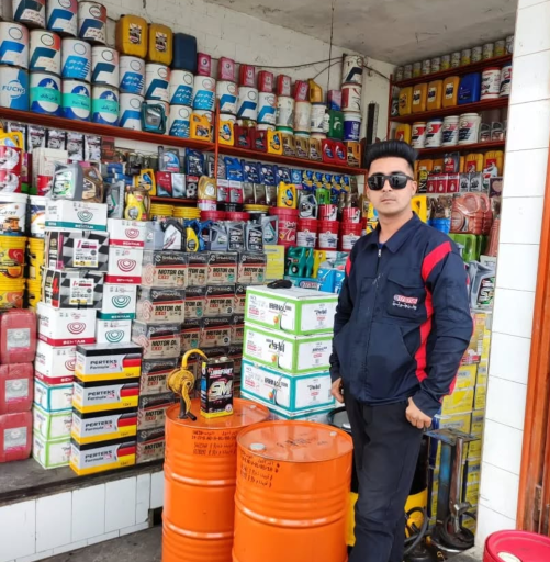 عکس اتو سرویس و تعویض روغن مصیب