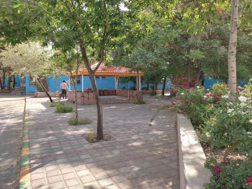 عکس هنرستان شهید محدث