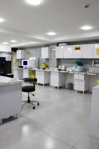 آزمایشگاه رادمان