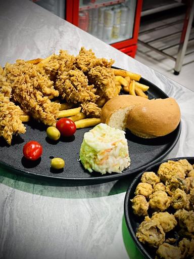 عکس پیتزا هت