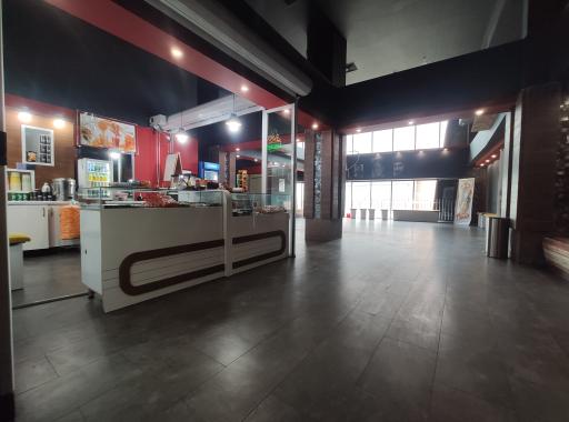 عکس پردیس سینمایی برفی 