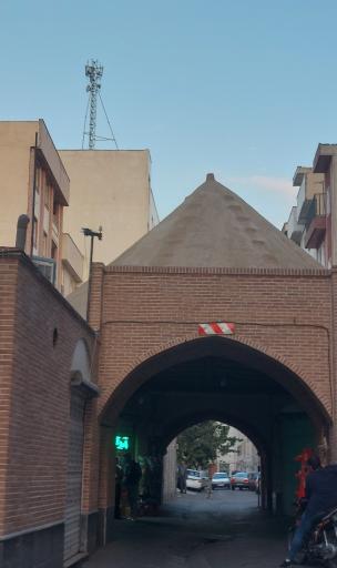 عکس چهارسوق چوبی