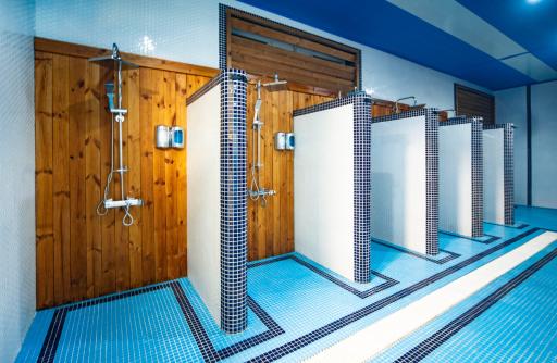 عکس استخر اندیشه