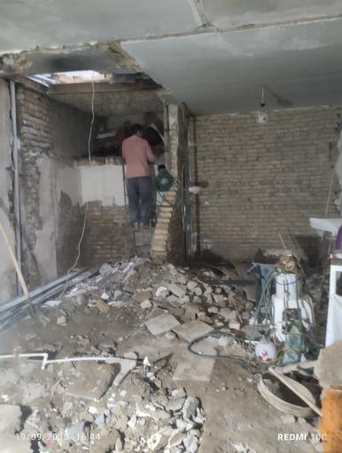 عکس تاسیسات و برق ساختمان دوستی