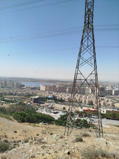 عکس بوستان سنگی دریاچه چیتگر