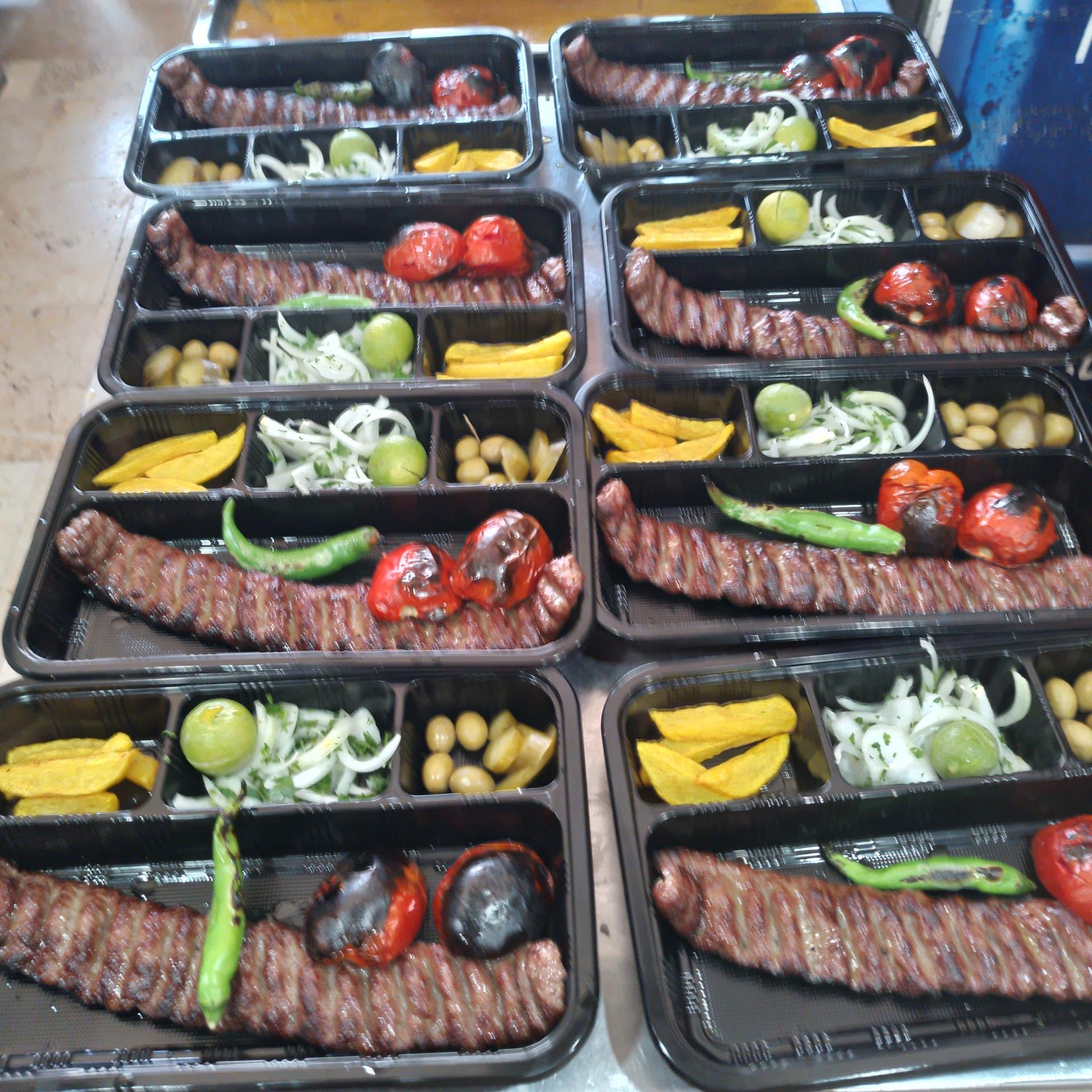 عکس کترینگ دستپخت