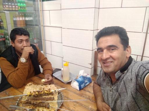 عکس کبابی نشاط