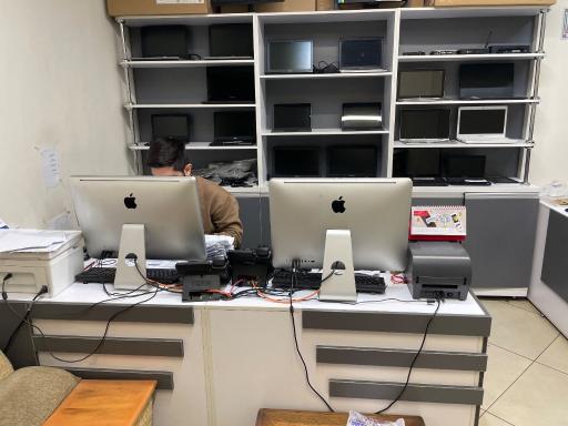 عکس تعمیر لپ تاپ ارتک