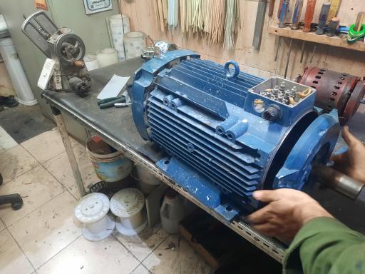 عکس خدمات فنی و سیم پیچی الکترو صنعت