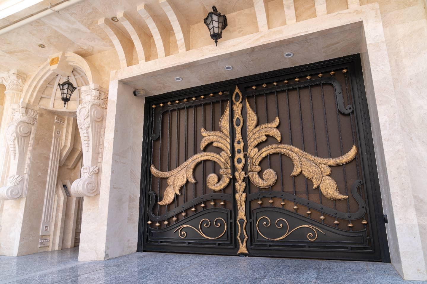 عکس درب و پنجره سازی جباری