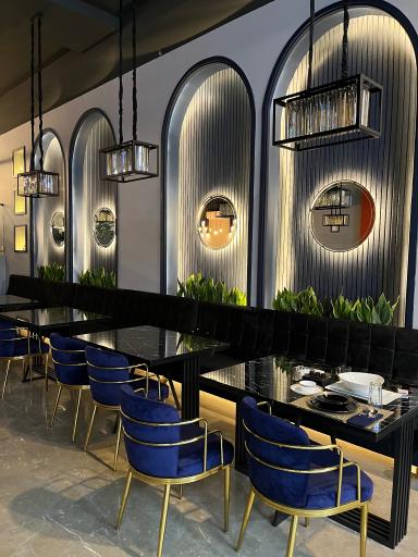 عکس کافه رستوران آویژه