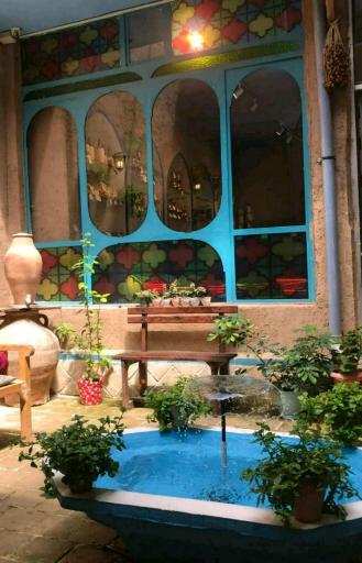 عکس فروشگاه سنتی محیا