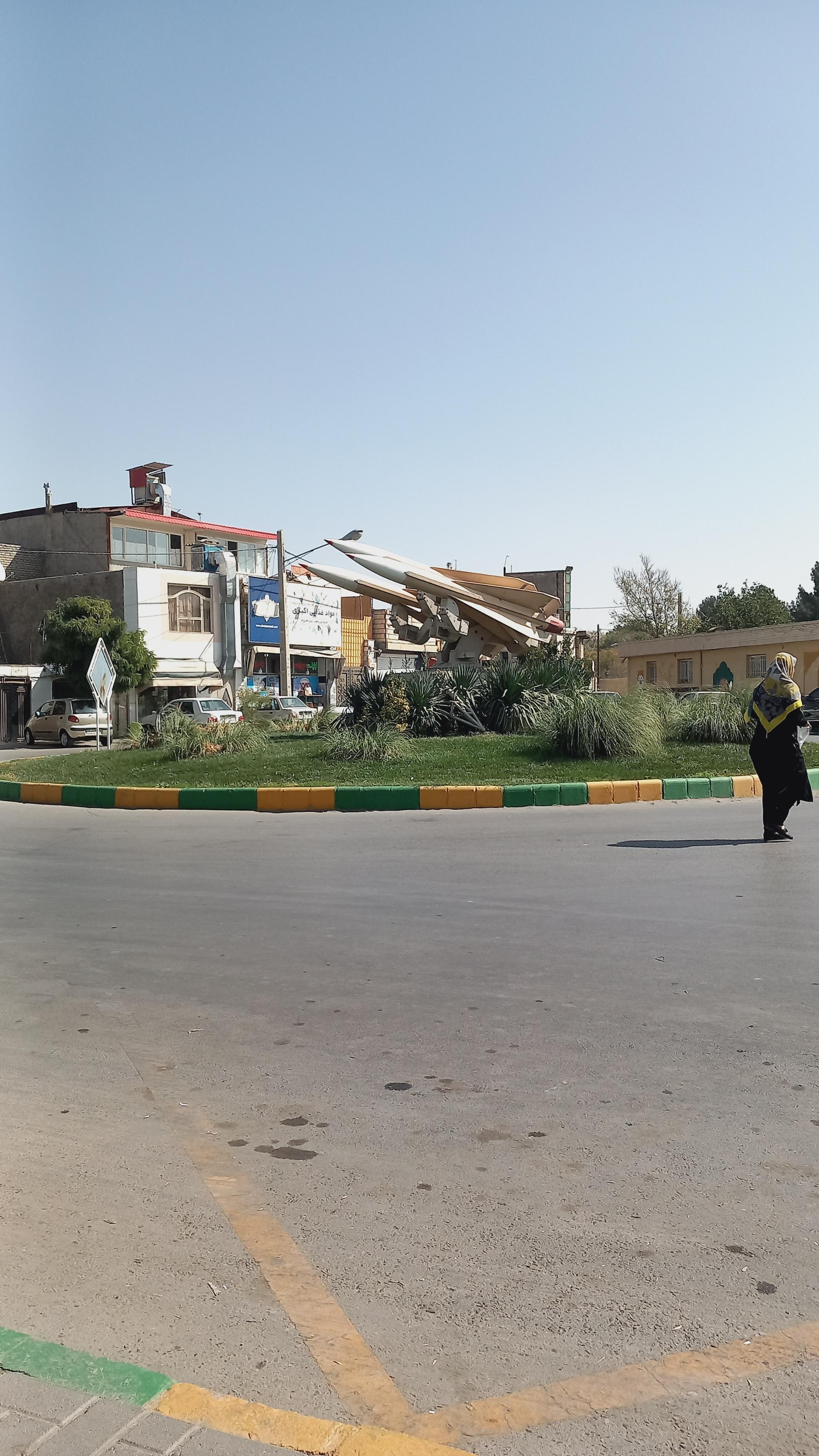 عکس میدان پدافند هوایی