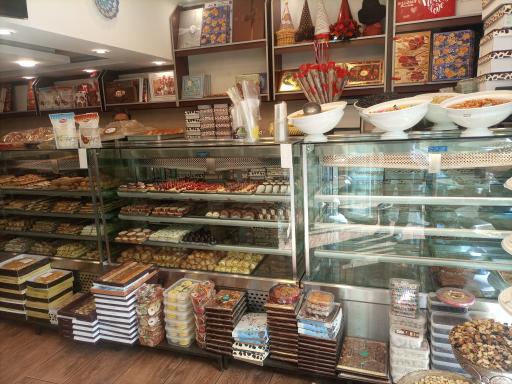 عکس شیرینی وانیا یوسف آباد