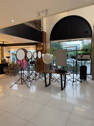 عکس فروشگاه خانه عکاسان