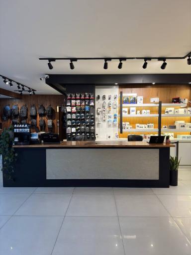 عکس فروشگاه خانه عکاسان