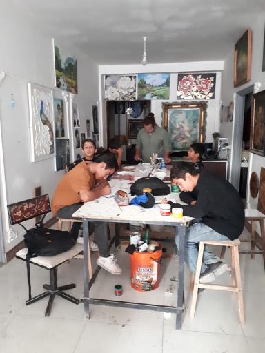 عکس آکادمی هنری سپیدار