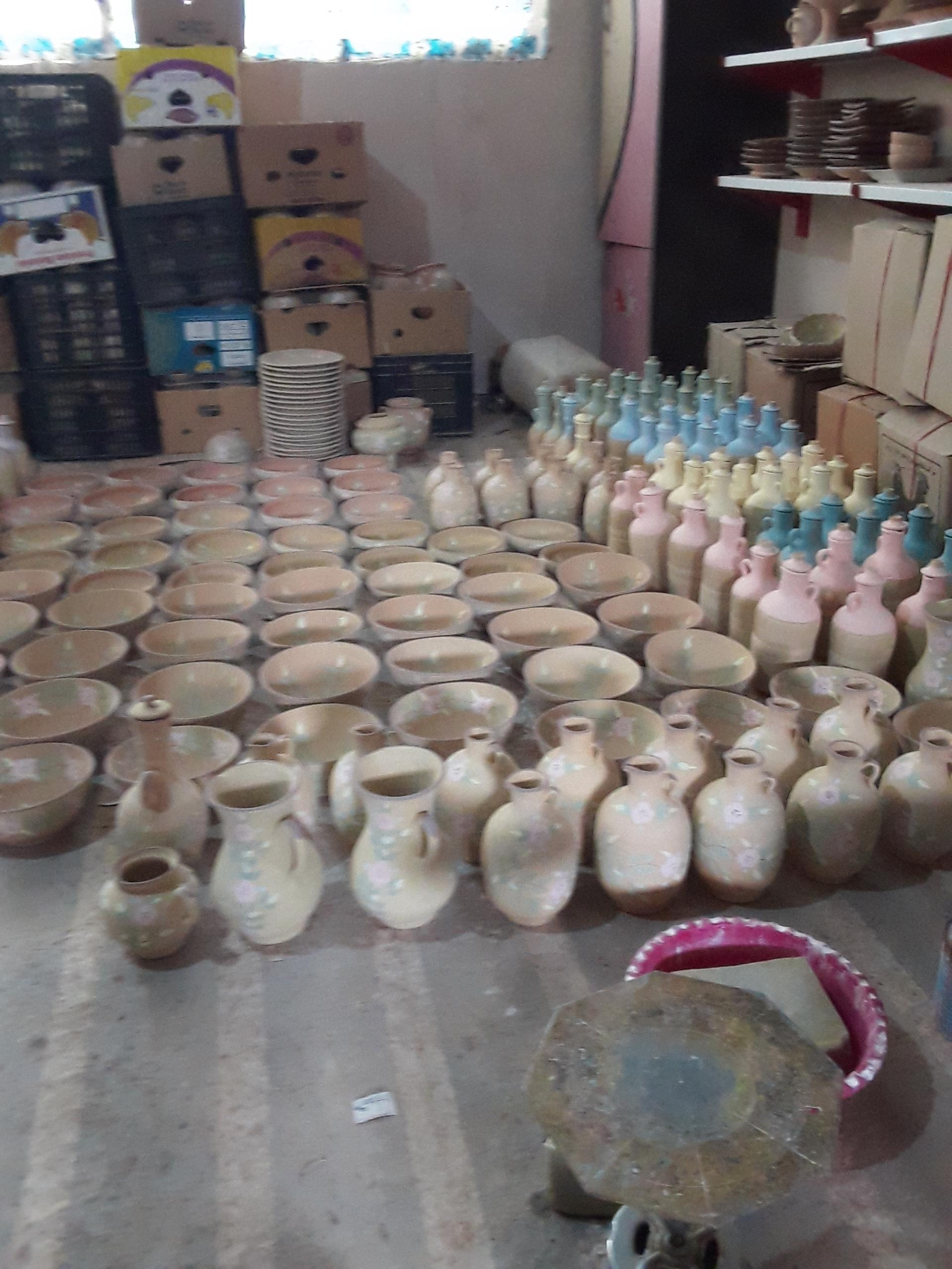 عکس کارگاه سفالگری آوای خاک