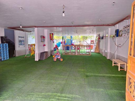 عکس کودکستان و خانه بازی صددانه یاقوت