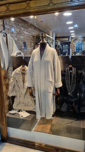 عکس مزون سارگل شعبه صفویه