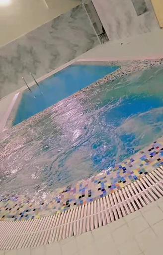 عکس استخر روباز رُز