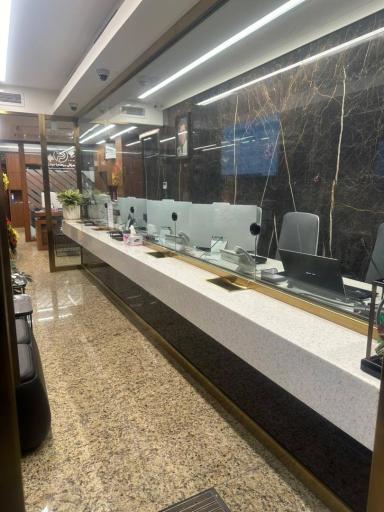 عکس صرافی پرهام جوان