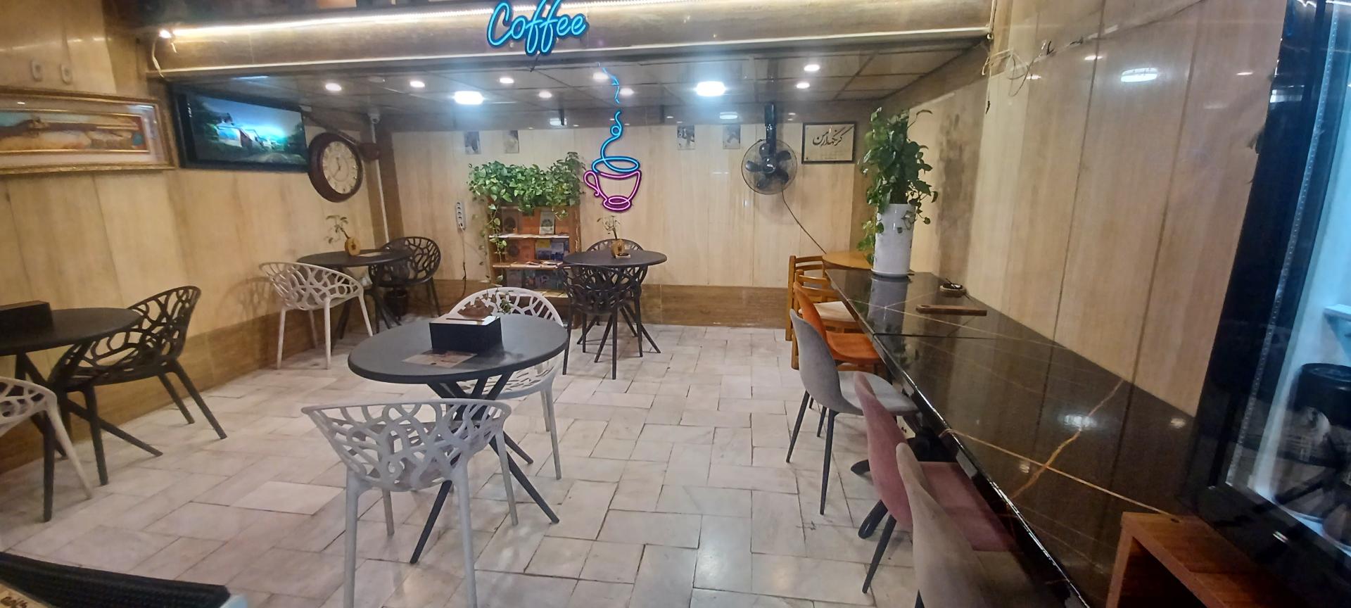 عکس کافه سناتور