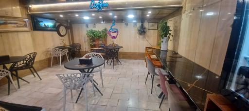 عکس کافه سناتور